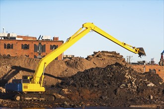 USA, New York State, New York City, Excavator working on construction site