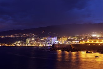 Spain, Canary Islands, Tenerife, Puerto de la Cruz, Puerto de la Cruz at night