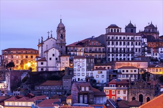 Portugal, Norte, Porto, Old Town at sunrise
