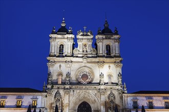 Portugal, Centro Region, Alcobaca, Alcobaca Monastery at night
