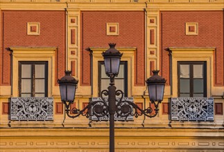 Spain, Seville, Streetlight and facade of Palacio de San Telmo