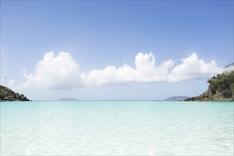 USA, Virgin Islands, Saint Thomas, Turquoise water of exotic sea