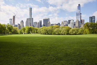 USA, New York State, New York City, Manhattan skyline with Central park in foreground