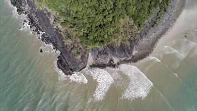 Australia, Queensland, Aerial view of coastline