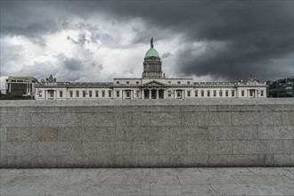 Ireland, Dublin, Inns Quay, Four Courts on cloudy day