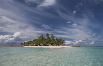 Tropical island in Ari Atoll, Maldives, South Asia