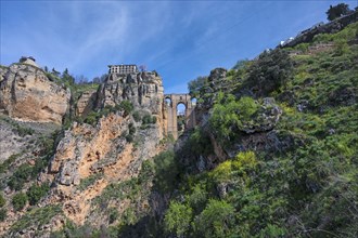 Spain, Ronda, Village on top of cliff