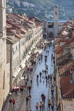 Croatia, Dubrovnik, Tourists in old town street