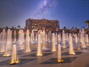 United Arab Emirates, Abu Dhabi, Fountain in front of Hotel Emirates Palace