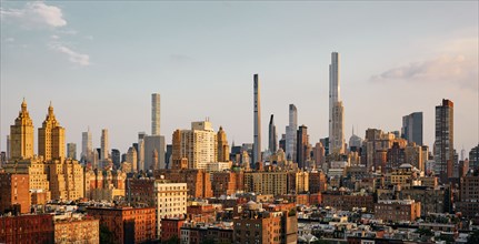 USA, New York, New York City, City skyline in winter