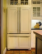 Detail refrigerator with custom panels