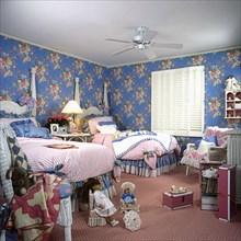 Girl's twin two poster beds