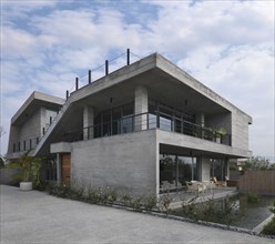 Side exterior view of modern home