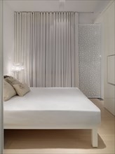 Monochromatic bedroom