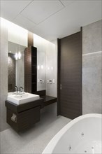 Modern bathroom