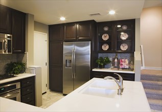 Contemporary Kitchen with Peninsula