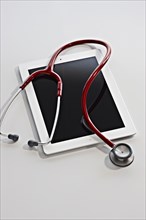 Digital tablet and stethoscope