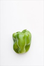 Single green bell pepper