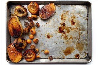 Tray of roasted pears and fruit