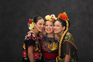 Hispanic teenage girls smiling in Sinaloa