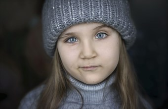 Close up of girl wearing hat