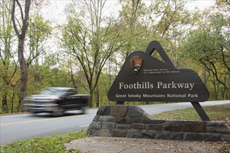 USA, Tennessee, Walland, Foothills Parkway welcome sign