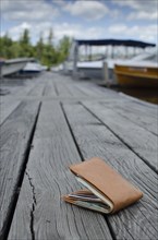 Lost wallet on boat dock