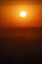 Usa, New Mexico, Santa Fe, Sunset above Sangre De Cristo Mountains, Santa Fe, New Mexico, USA