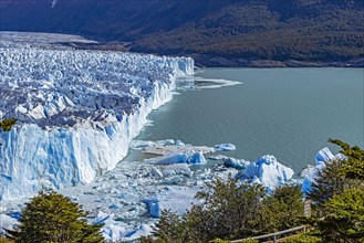 Argentina, Santa Cruz, El Calafate, High angle view of Perito Moreno Glacier, El Calafate, Santa