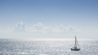 Sailboat on calm Nantucket Sound on sunny day
Hyannis Port, Massachusetts, USA