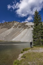 USA, Idaho, Sun Valley, Woman facing calm Norton Lake