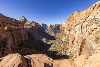 USA, Utah, Zion National Park, Zion Canyon on sunny day