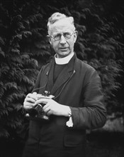 Père Frank Browne
