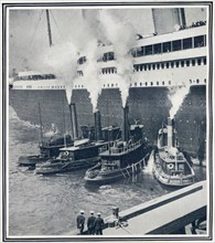Le RMS Olympic dans le port de New York