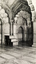 Interior of the Moti Masjid, Delhi. Ornate marble archways decorate the interior of the Moti
