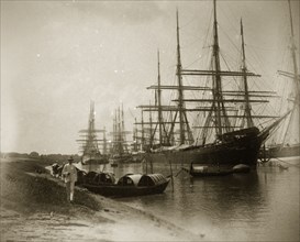 Vessels on the Hooghly River. A number of East Indiamen sailing ships are moored on the Hooghly