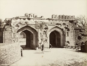 Cashmere (Kashmir) Gate, Delhi. Approach to the double-arched Cashmere (Kashmir) Gate, the scene of