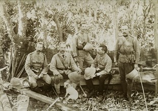General Wolseley at Kyaing-Kwintaung. General George Wolseley and other senior British Army