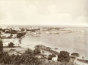 The esplanade at Perth, 1901. View of the esplanade at Perth, looking towards City Hall and the