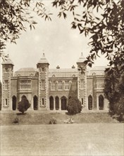 Government House, Perth. Front view of Perth's Government House, located in the city's business