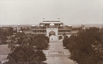 Emperor Akbar's tomb at Sikandra. View of Mughal Emperor Akbar's tomb (r.1556-1605) and the formal