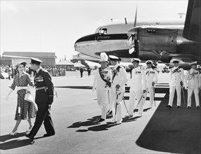 Princess Elizabeth arrives in Nairobi, 1952. Princess Elizabeth and the Duke of Edinburgh are