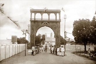 Welcome arch for the Viceroy of India. A decorative welcome arch erected on behlaf of Ratlam State