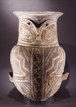 Ceramic olla or jug with geometric decoration
