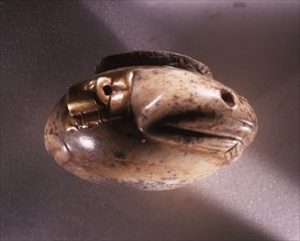 Bowl in the form of a frog, a symbol of fertility, creation and regeneration