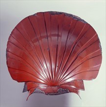 Samurai helmet in the shape of a shell