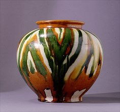 Globular pottery jar