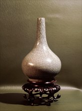 Vase and base
