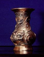 Bronze ritual vessel with gold sheet overlay