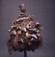 Dance object probably used in Nzo Congo inspired puberty rituals in the neighbouring Yaka region